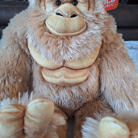 Wild Republic Artist‎ Collection Bigfoot Stuffed Animal Plush Toy 18 inches - Picture 4 of 15